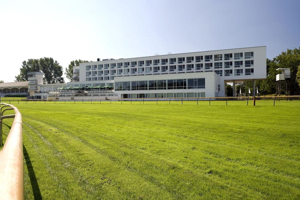 Atlantic Hotel Galopprennbahn Bremen Exterior photo